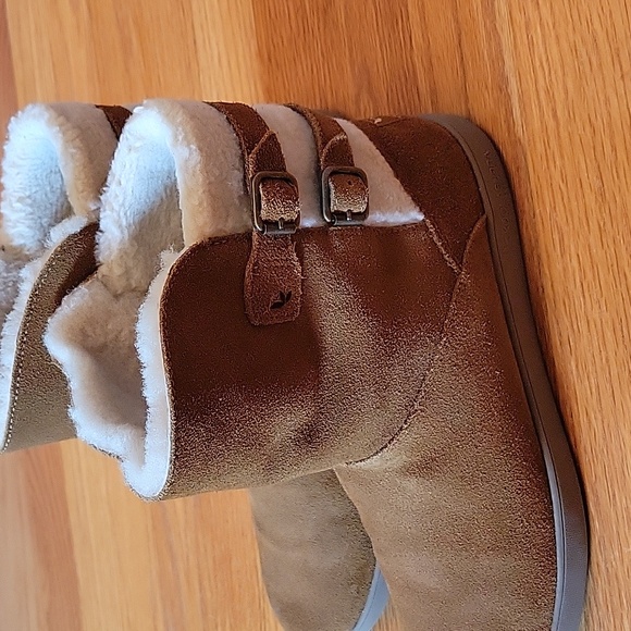 Koolaburra By Ugg Womens Amarah Winter Boots New without tags/box - Picture 4 of 5